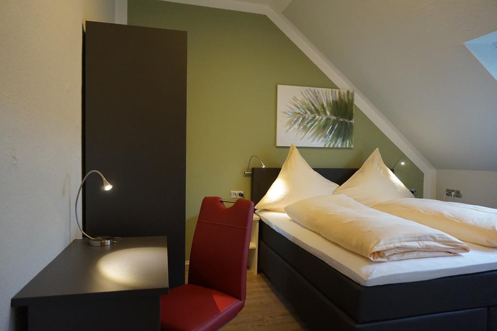 Hotel-Restaurant Grosse-Wilde ボトロップ エクステリア 写真