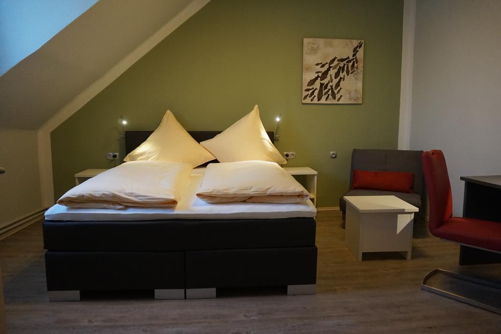 Hotel-Restaurant Grosse-Wilde ボトロップ エクステリア 写真