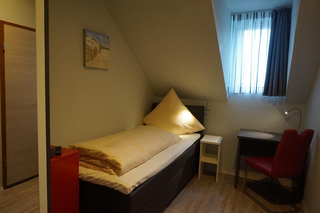 Hotel-Restaurant Grosse-Wilde ボトロップ エクステリア 写真